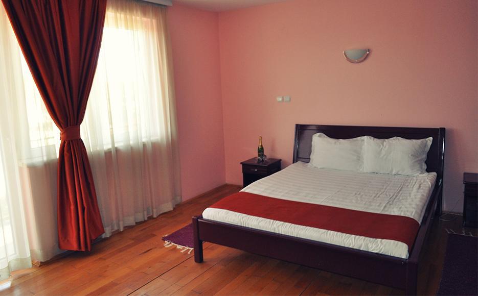 Hotel Satelit Kumanovo Exterior foto